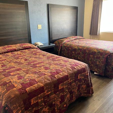 Economy Inn Фресно Экстерьер фото