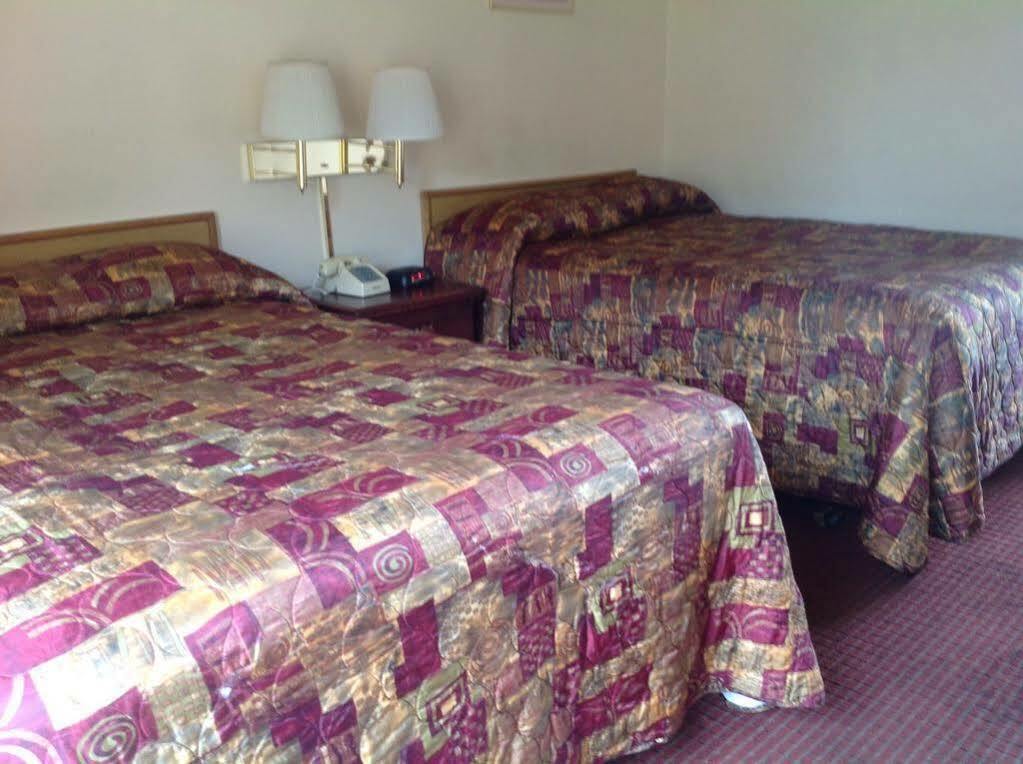 Economy Inn Фресно Экстерьер фото